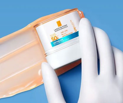 איך להשתמש בסטיק הגנה מהשמש אנתליו/ס UV Air